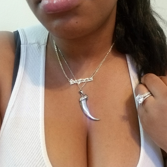 Claw Necklace - Picture 3 of 3